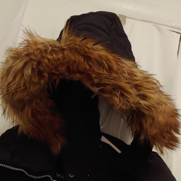 Medium Black Faux Down Coat - Picture 6 of 6